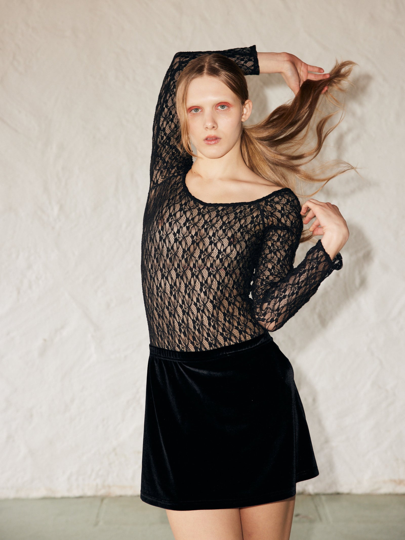 Lace Body Swan