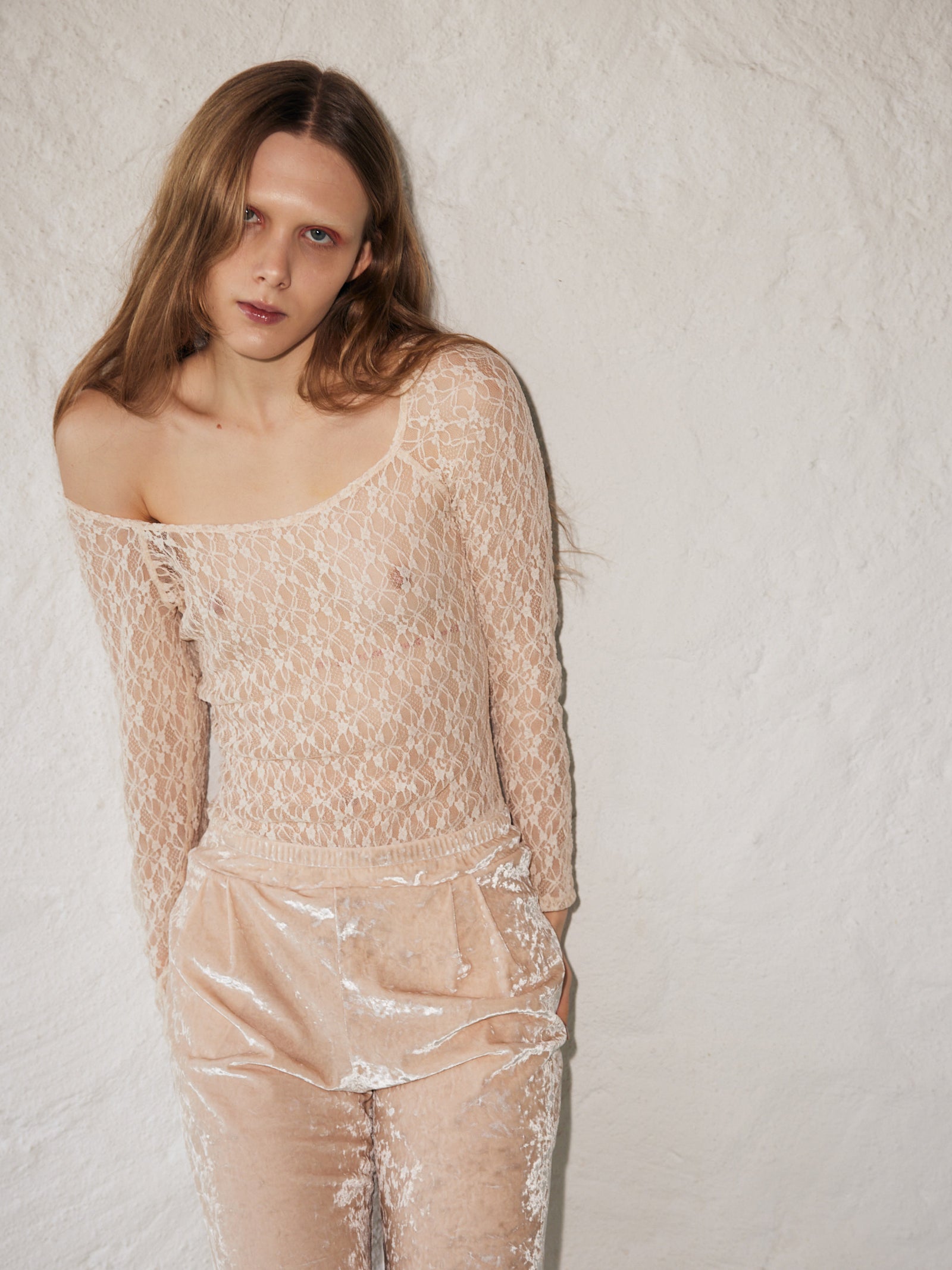 Lace Body Swan
