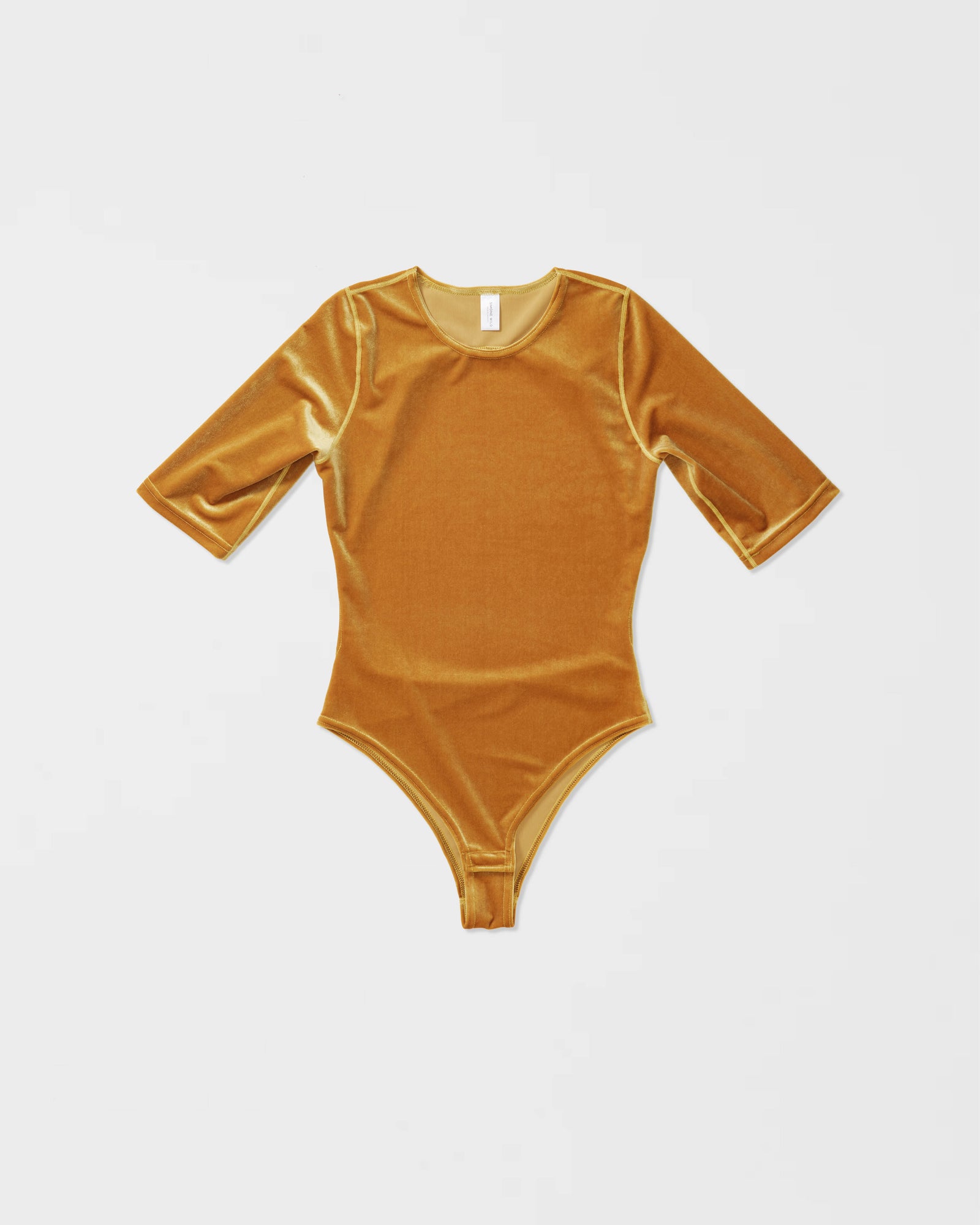 Corps en velours dos nu